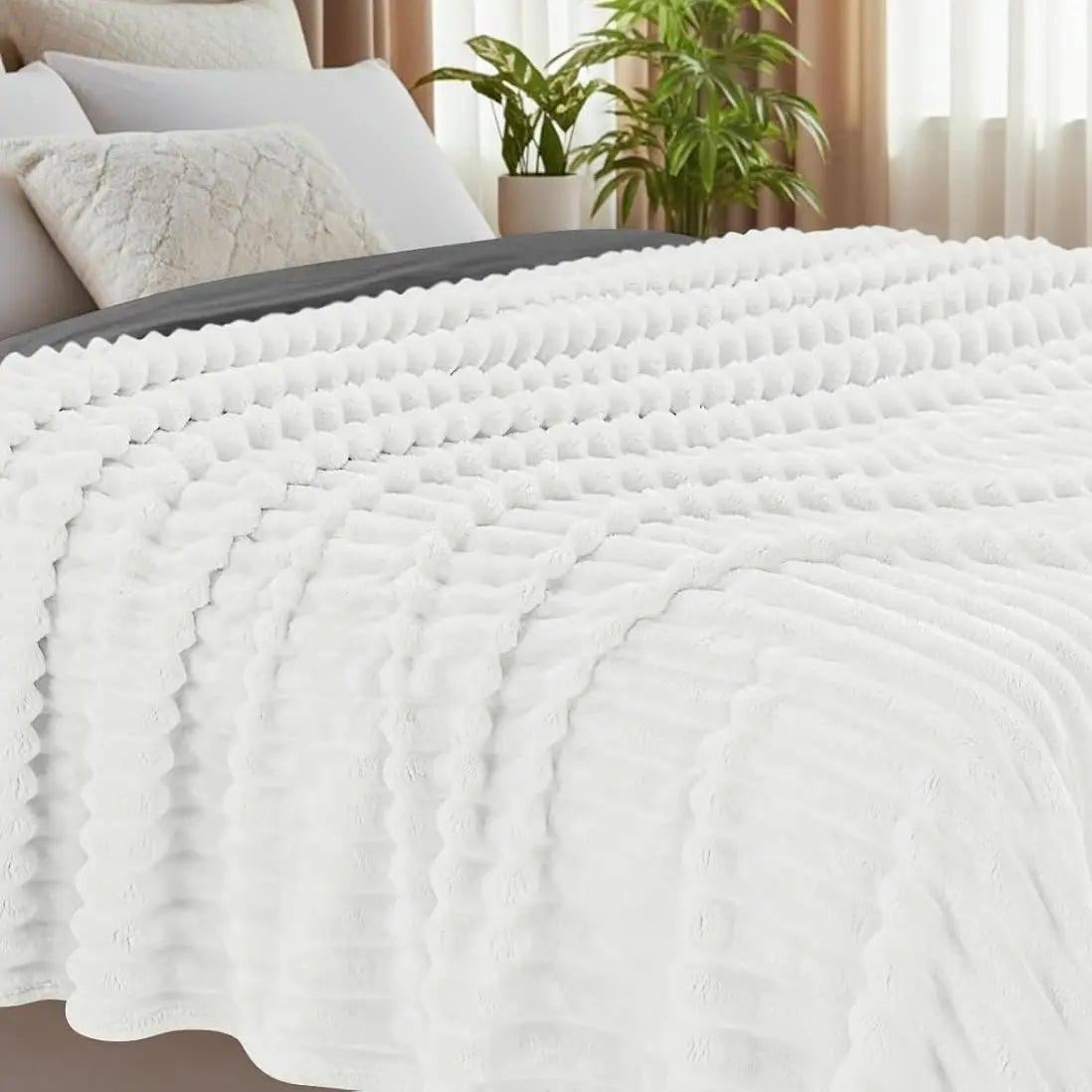 Striped Fleece Throw Blanket – Ultra Soft, Warm, Lightweight – Cozy Fluffy Ribbed for Bedroom & Living Room